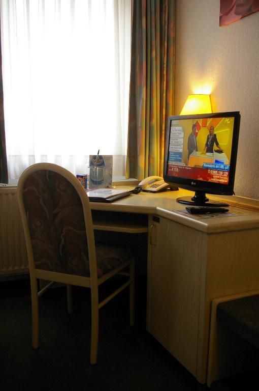 Zum Treuen Bartel Hotel Markgröningen Cameră foto